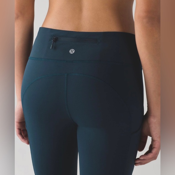 Lululemon Leggings Speed Tight V - Picture 3 of 7
